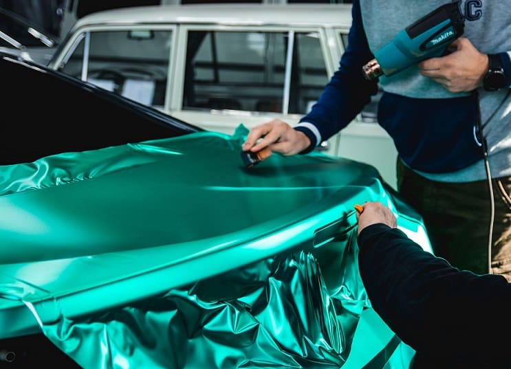 оклейка багажника виниловой пленкой