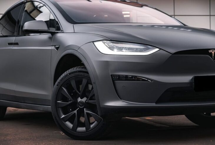 Оклейка винилом + полная защита полиуретановой матовой пленкой Crystal Matt Tesla Model X Plaid