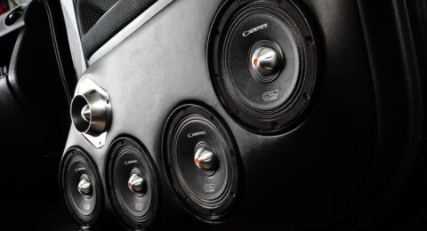 Установка автозвука и динамиков