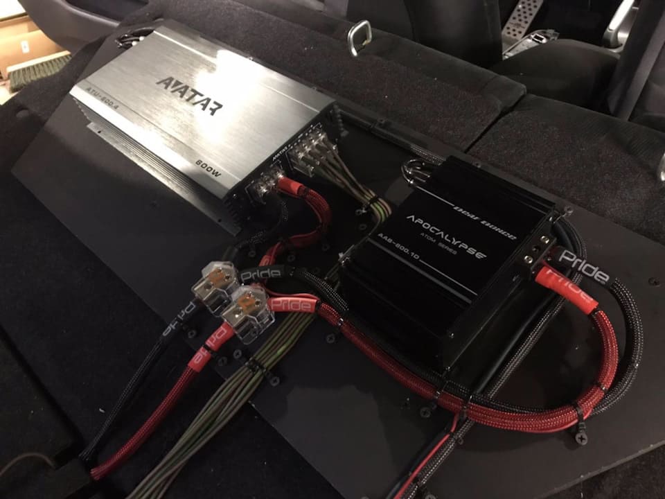 установка усилителя звука в авто