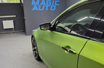 Поклейка виниловой пленки на Cadillac CTS