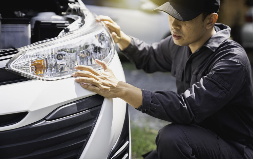 Как отрегулировать фары на авто: универсальное руководство